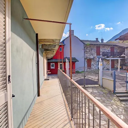 Ornavasso Apartments Apartmán *